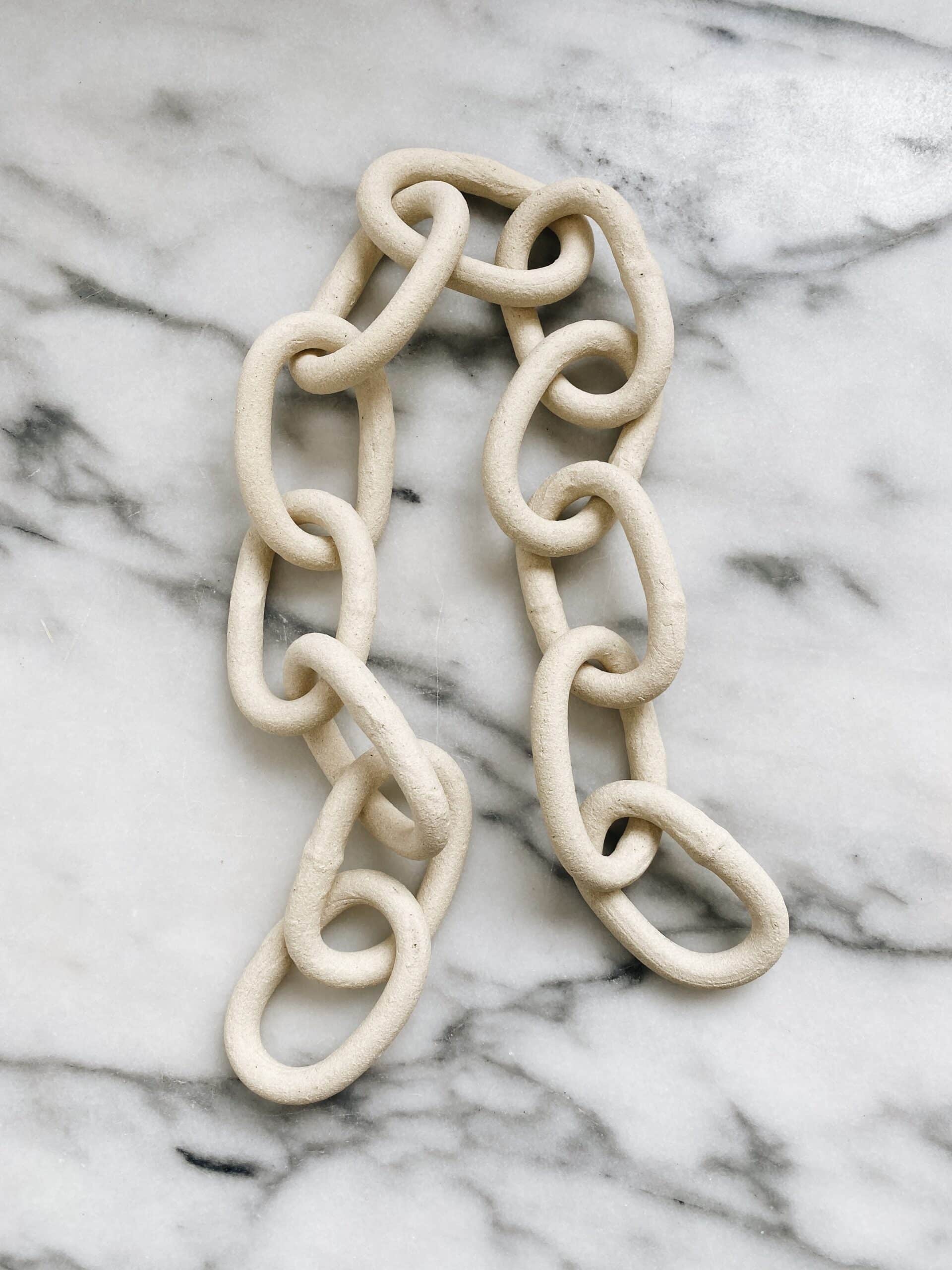 Medium Ceramic Decorative Chain