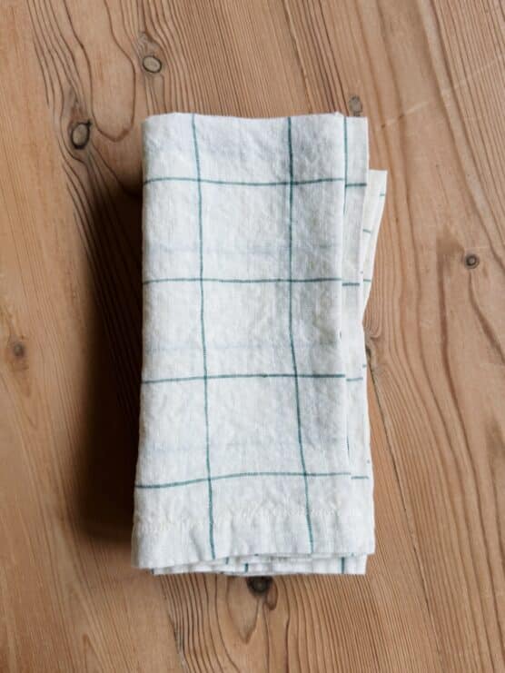 Limited Edition: Set of 4 Green and Cream Window Pane Linen Napkins