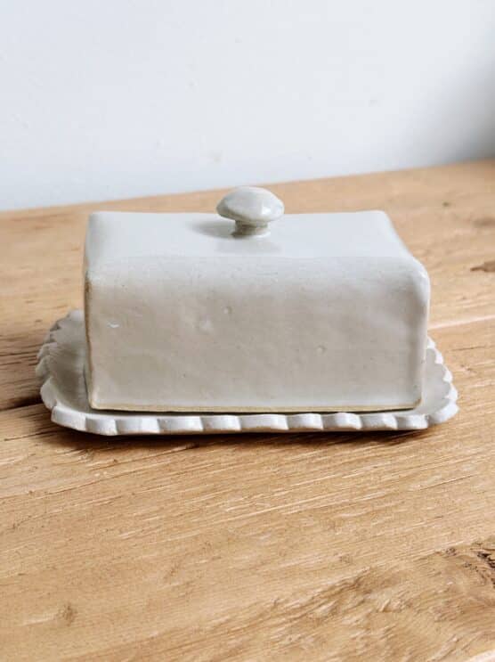Salto Scalloped Ceramic Butter Dish