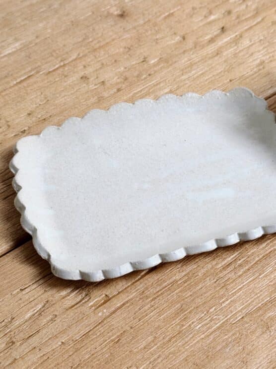 Salto Scalloped Ceramic Butter Dish - Image 3