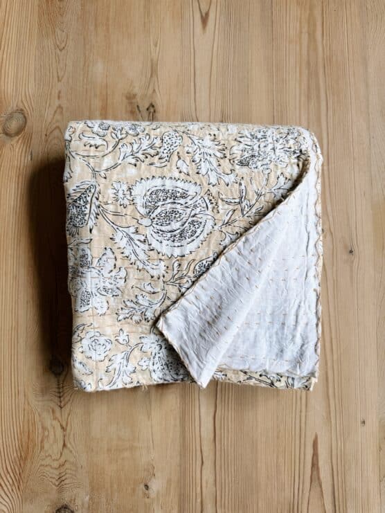 ‘Jaya’ King Kantha Blanket - Peach & White