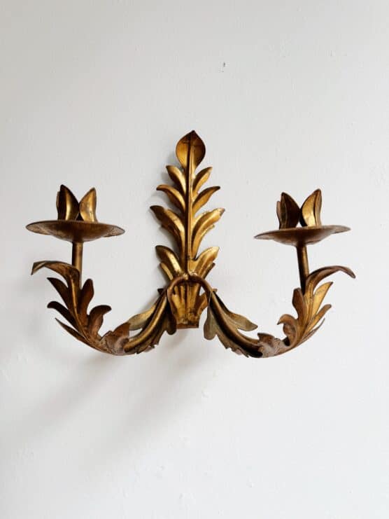 Vintage Pair of Gilt Leaf Tole Candle Sconces - Image 3