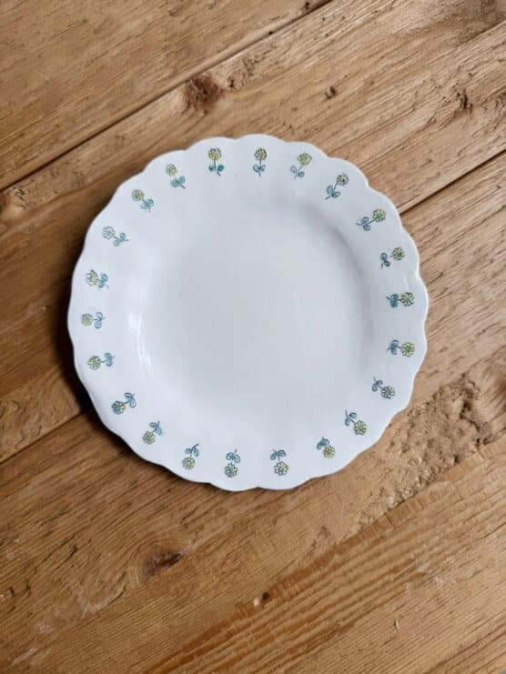Dorotea Ceramics Scallop Edge Plate