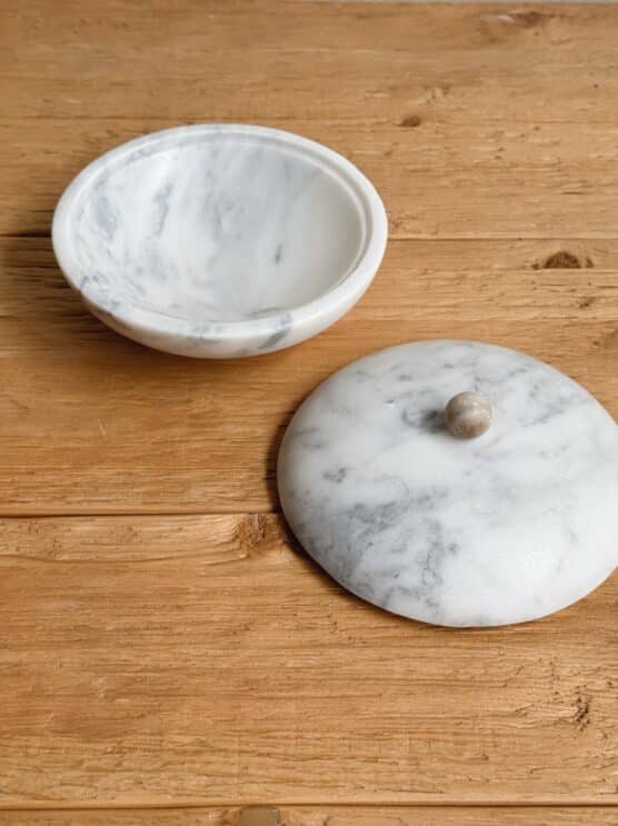 Vintage Round Marble Box - Image 2