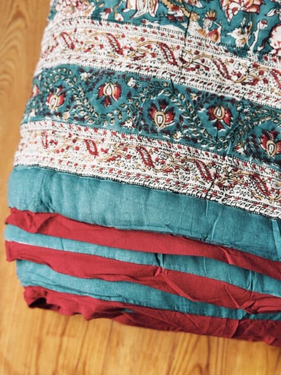 ‘Prue’ Block Print Queen Comforter - Image 2