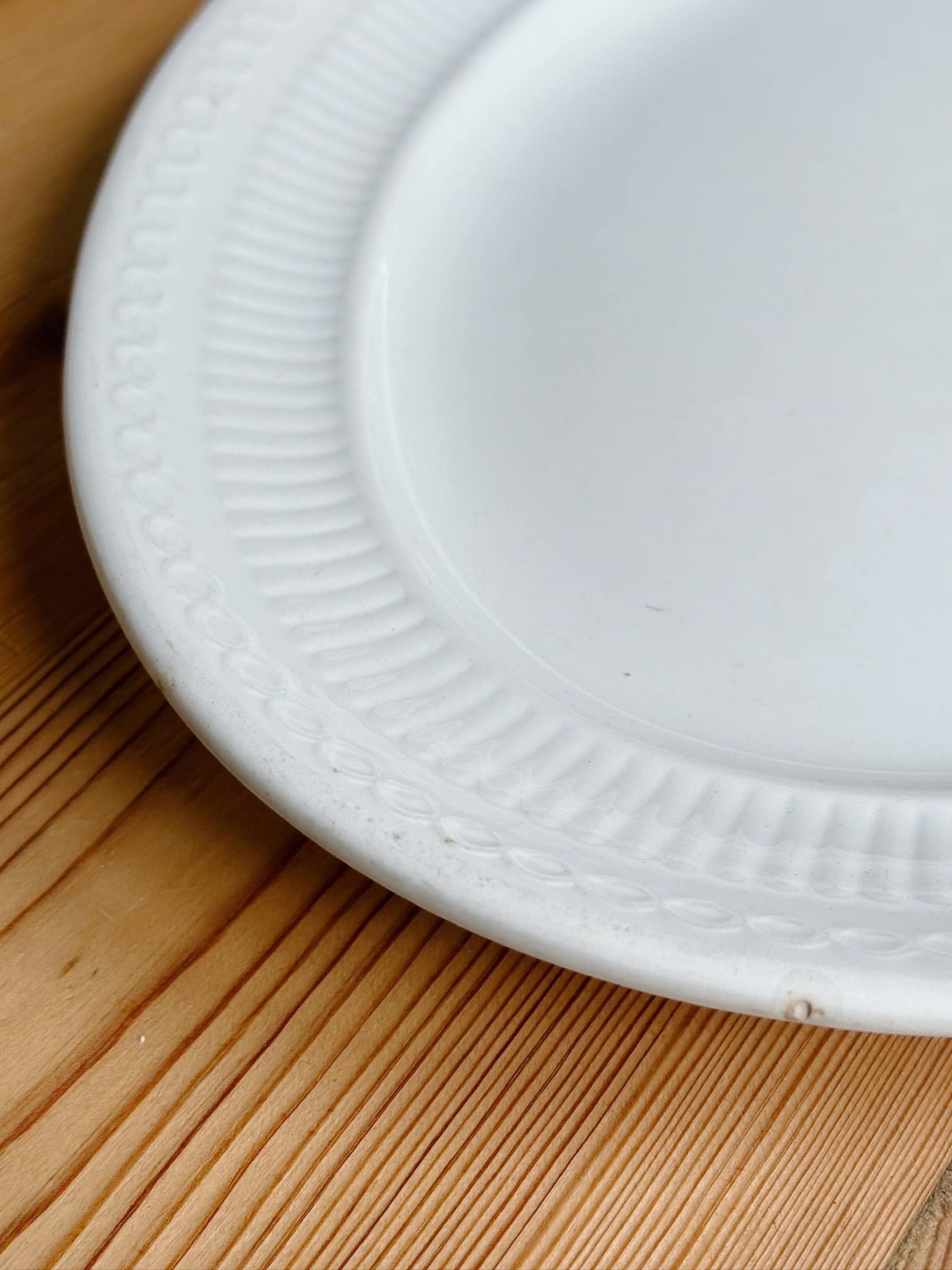 Antique Ironstone Platter with Decorative Detail - Image 2